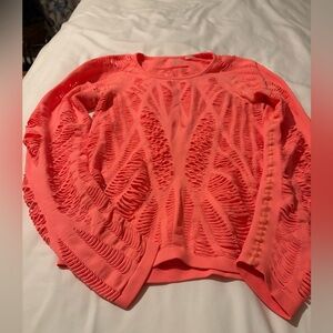 Super cute Alo cut out top.
